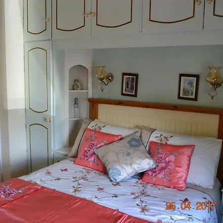 Beechwood House * Glengarriff